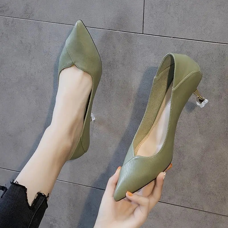 Green pointed toe pumps hotsell