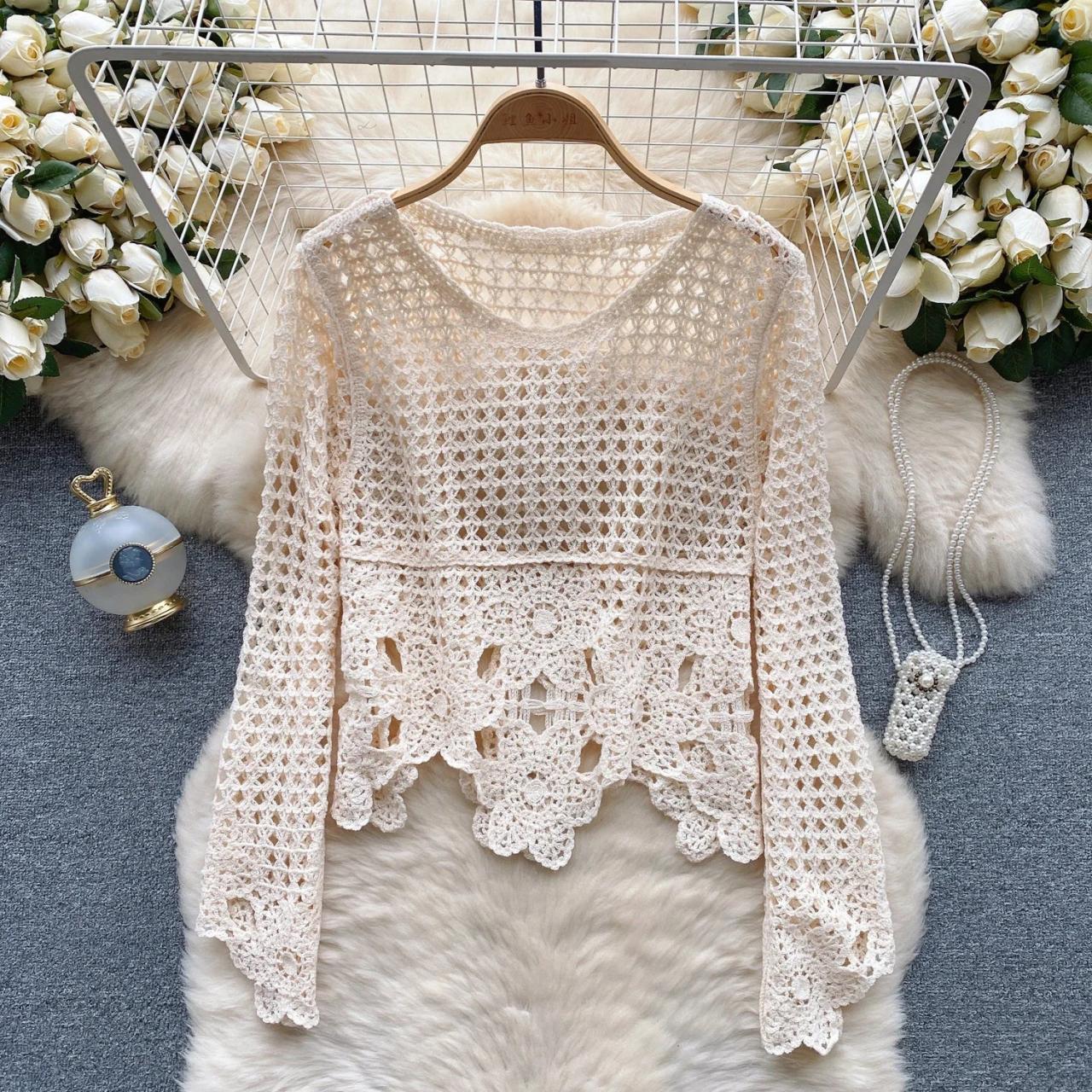 新品！お値下げ中★rosyluce Knit Lace Blouse Lace Blouse Knitting Pattern with Jewelry Neckline - Vintage