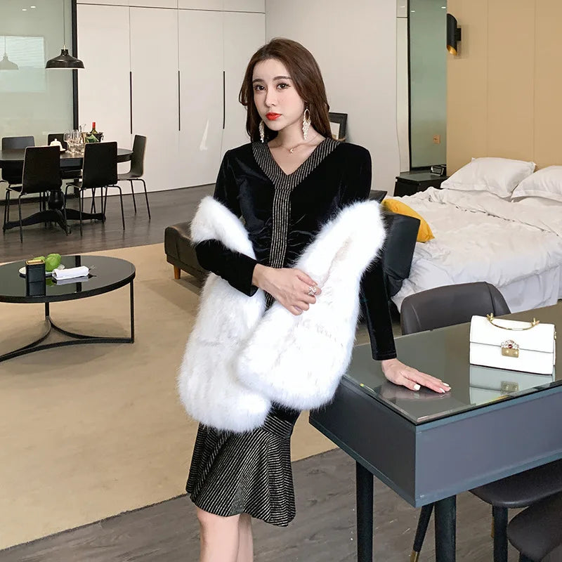 black dress with fur shawl Black Dress With Fur Shawl