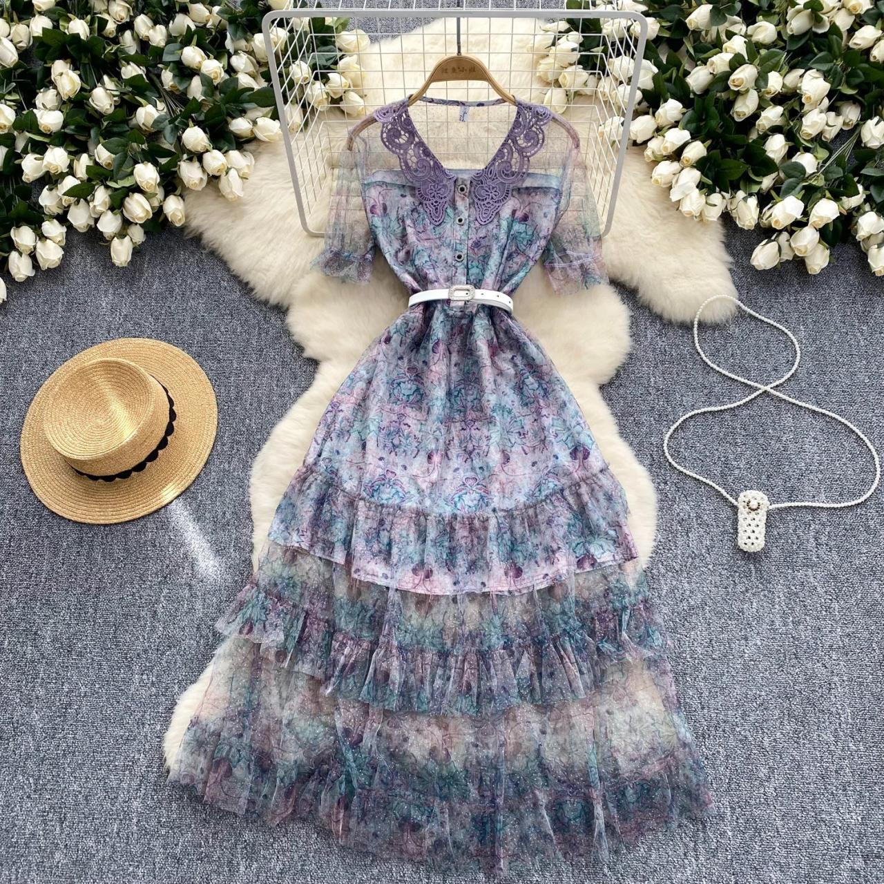 Vintage Floral Tiered Dress With Lace Details on Luulla