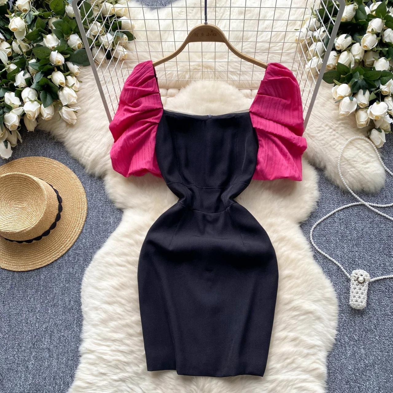 black dress with pink puff sleeves Black Dress With Pink Puff Sleeve Design