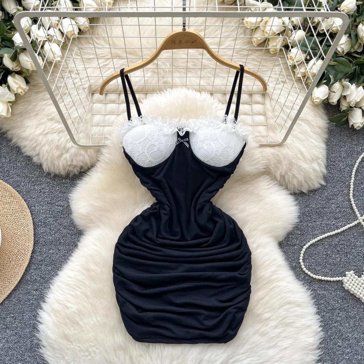 knee length dresses for ladies Sylphe Black Asymmetrical Ruched Lace Maxi Dress main image 0