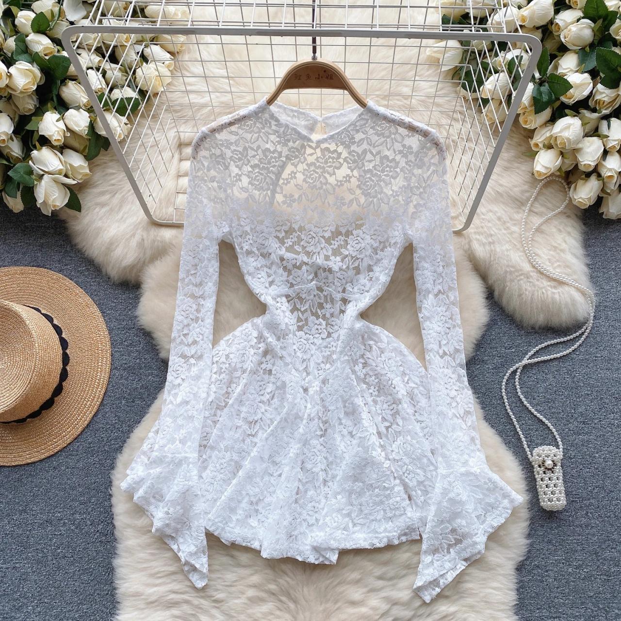 YILON TIE PEPLUM LACE BLOUSE ホワイト WHITE TIE PEPLUM LACE BLOUSE – YILON